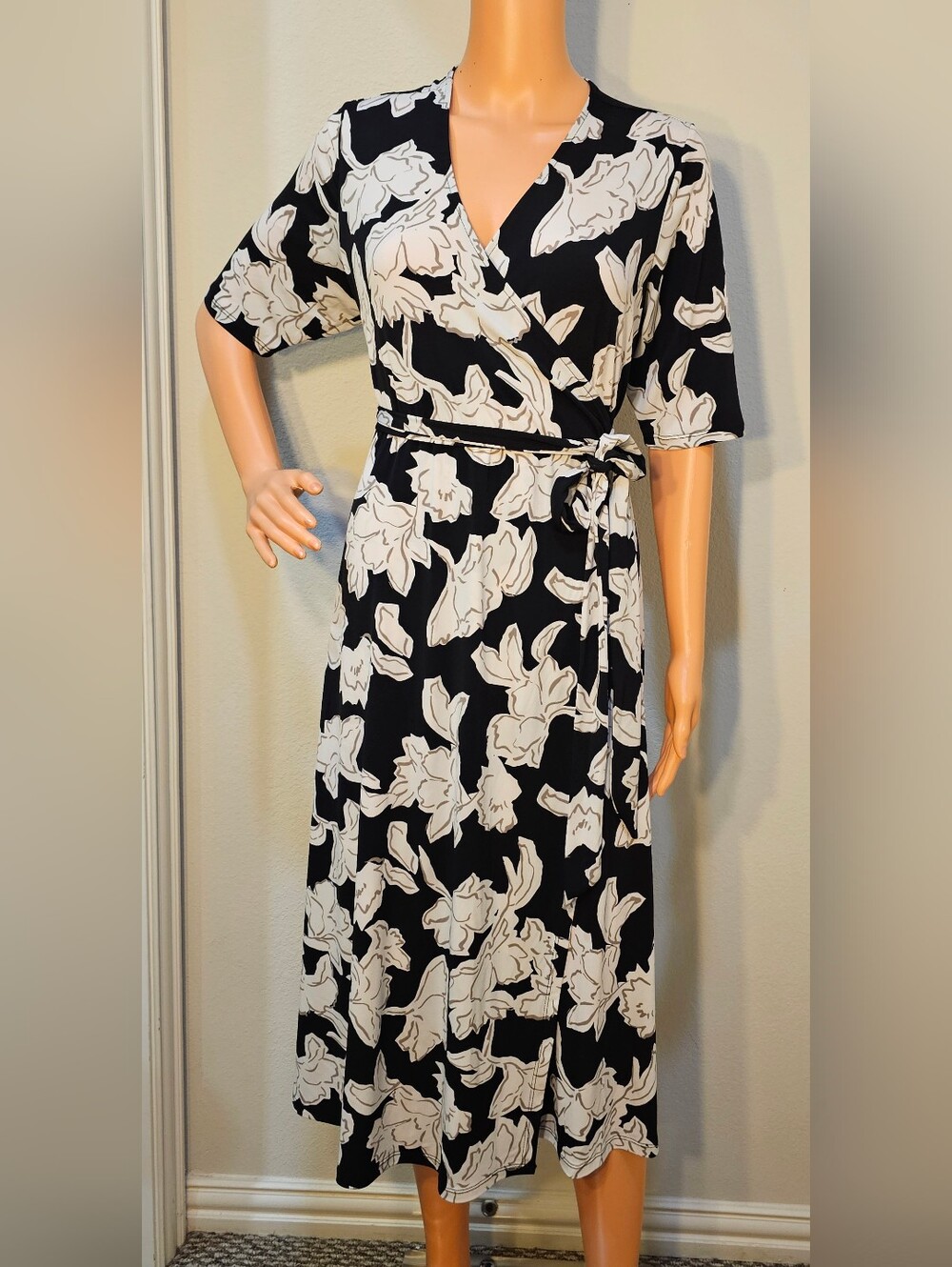torrid Floral Knit Surplice Wrap Midi Dress With POCKETS!